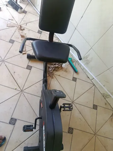 Vendo bicicleta ergométrica horizontal