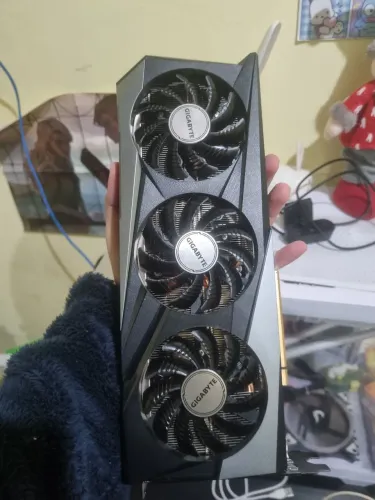 Placa de video rx7600 gigabyte