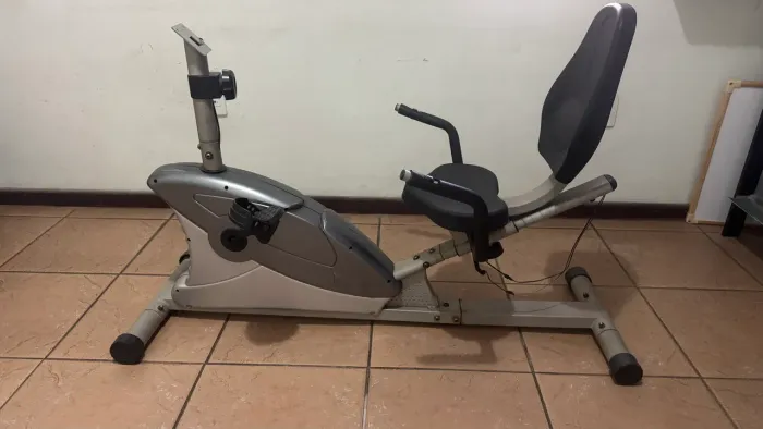 Bicicleta ergométrica Kikos horizontal
