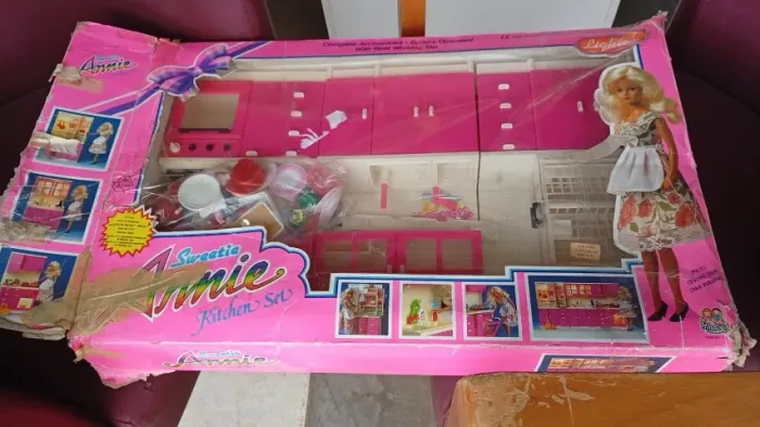 Jogo de cozinha completo, utensílios inclusos! Produto importado, raridade!