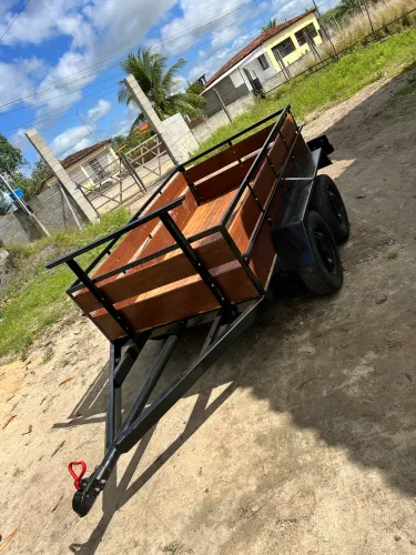 Reboque novo