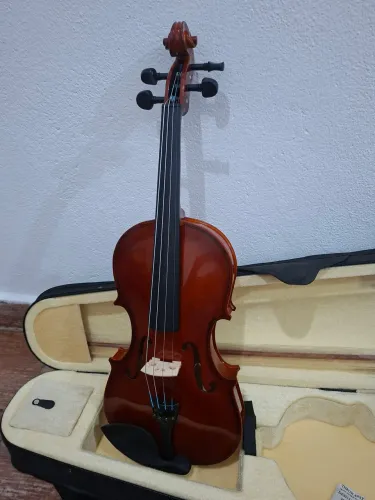 VIOLINO 4/4 + ARCO + ESPALEIRA + AFINADOR ELETRÔNICO 