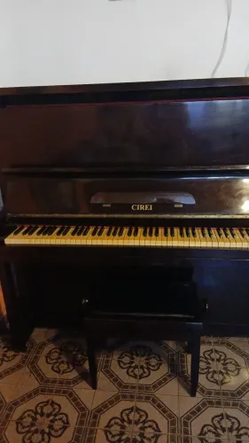 Vendo Piano Cirei