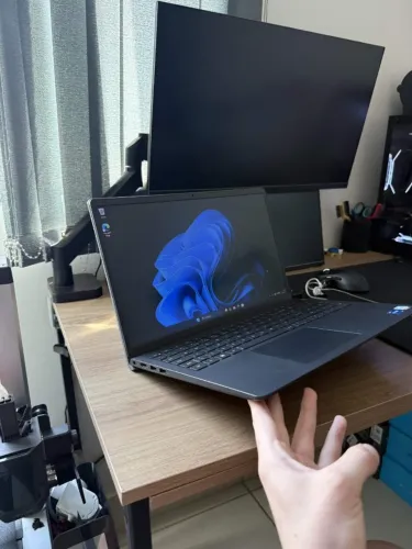 Notebook Dell Vostro I5 11gen - 16gb ram ddr4 - Preto