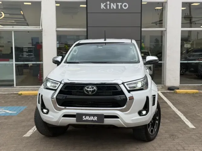 Toyota Hilux CD SRX Plus 4X4 2.8 TDI Die. Aut. 2024