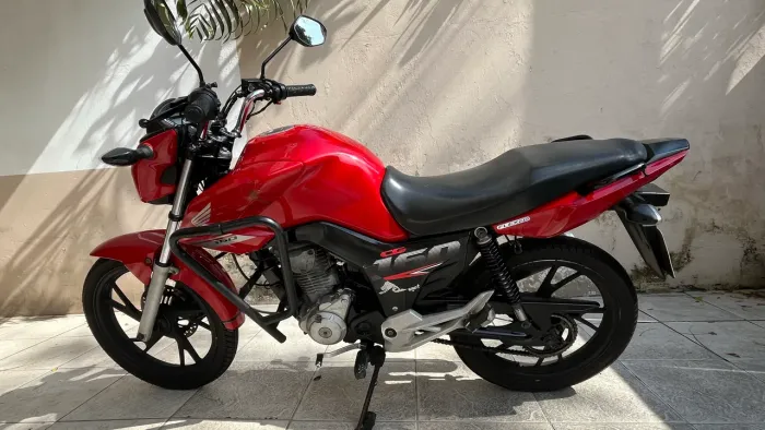 CG Fan 160 vermelha