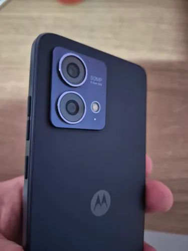 Vendo Motorola Moto G84 5G 256GB em excelente estado.<br><br>Celular funcionando