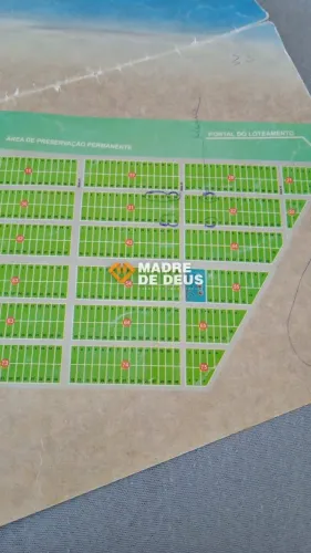 Terreno no Loteamento Paraiso da Canoa com 7.293m²