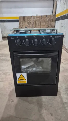 Fogão 4 bocas + forno