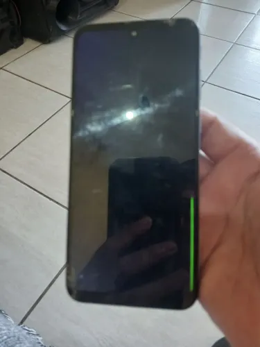 Celular para retirar peças