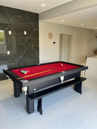 Mesa de Bilhar  2,30 x 1,30 Tecido Vermelho 