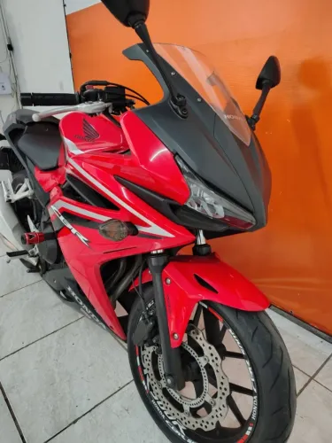 Honda CBR 500R 2018 Vermelha (abs)