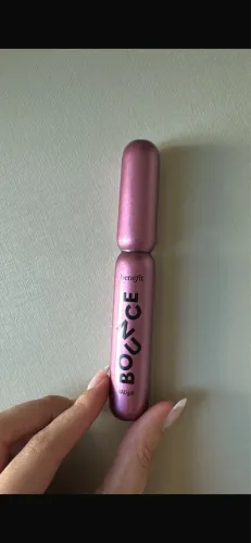 rímel benefit