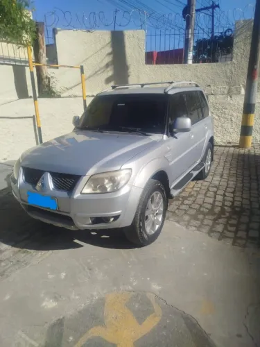 Mitsubishi Pajero TR4 2.0/ 2.0 Flex 16V 4X4 Aut. 2010