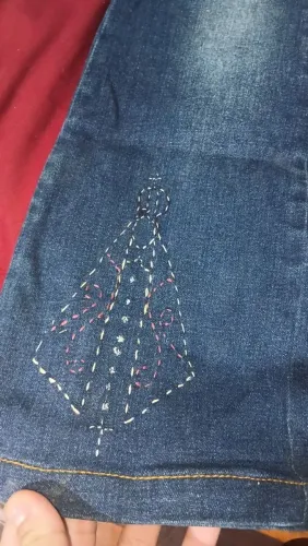 Calças country femininas 2 delas bordada a MÃO uma delas e jeans da lavagem escura
