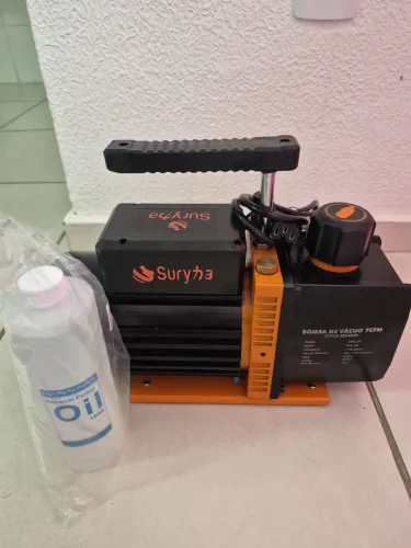 Bomba de Vácuo Duplo Estágio 15 CFM 1,5HP Suryha Refrigeração