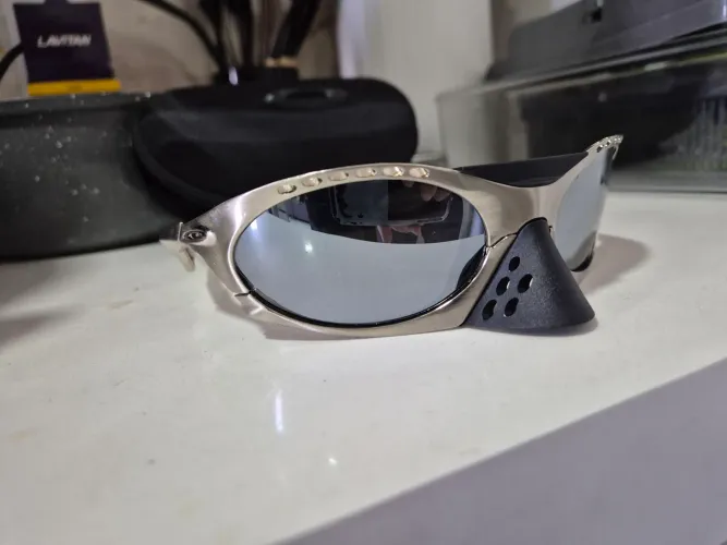 Oakley Plantaris TI (premium high-quality)
