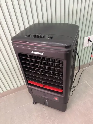 Climatizador Amvox 18L Refresca, Umidifica e Ventila 3 Velocidades - Novo