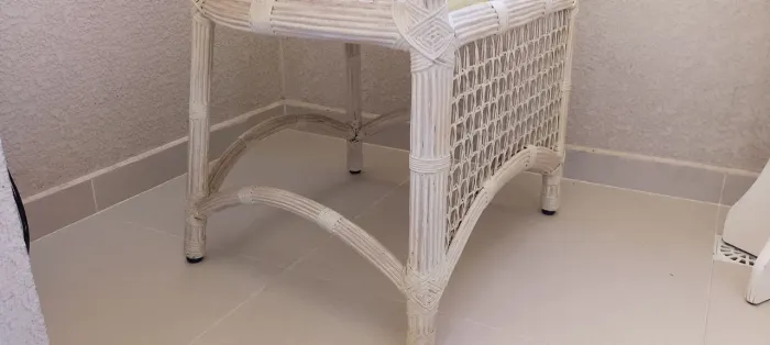 Sofá cadeira 1 lugar e mesa de centro