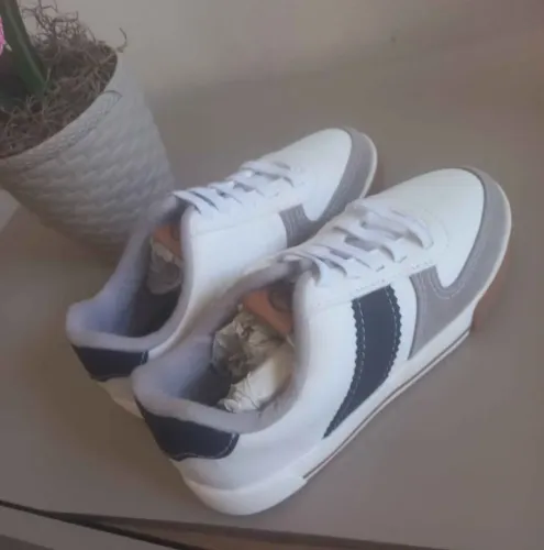 Molequinho novo t. 29