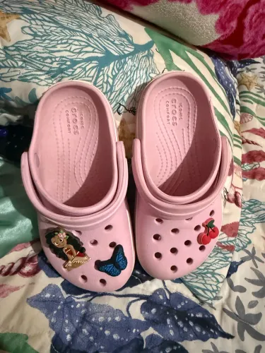 Crocs infantil