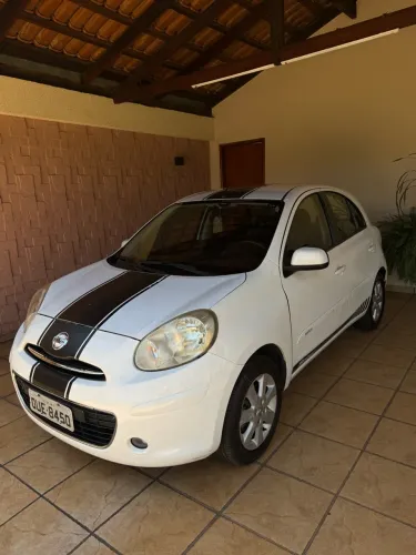 Nissan March S 1.0 16V Flex Fuel 5P 2014