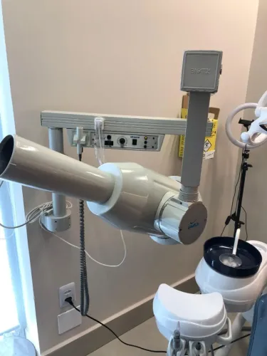 EQUIPAMENTO ODONTOLÓGICO
