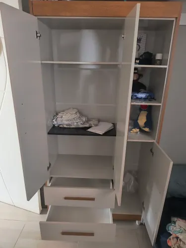 Guarda roupa infantil
