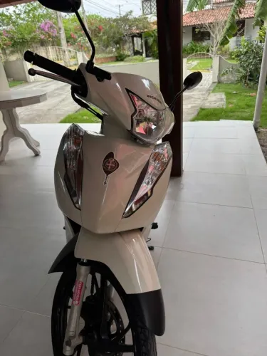 Honda Biz 125 2023 - Apenas 11.815 km! Praticamente nova