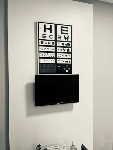 Tabela de Optótipos para Avaliação da Acuidade Visual