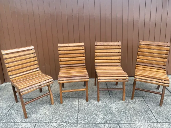 Jogo com 4 Cadeiras Ripadas Vintage - Madeira Maciça