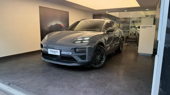 Porsche Macan Turbo (elétrico) 2025