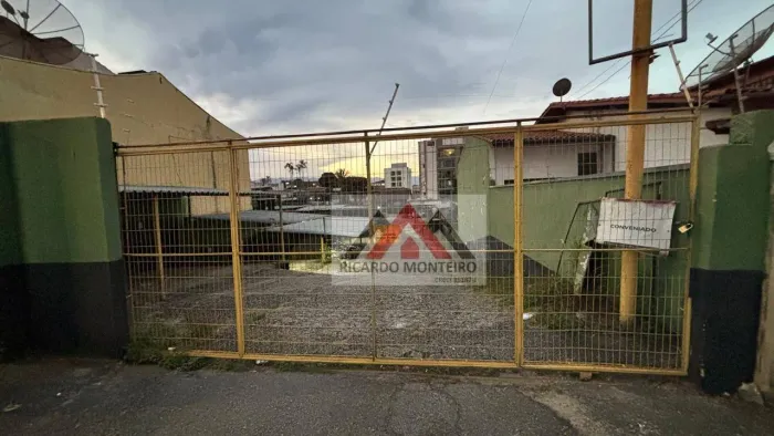 Terreno para alugar, 1662 m² por R$ 5.650/mês - Centro - Pindamonhangaba/SP