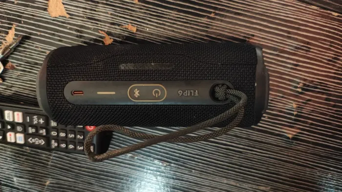 Caixa de som jbl flip 6