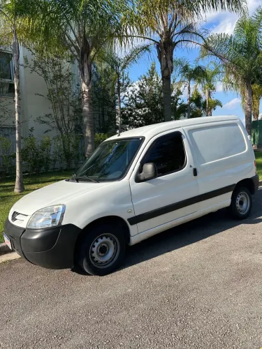 Peugeot Partner Furgão 1.6 16v/ 1.6 16V Flex 3P 2013
