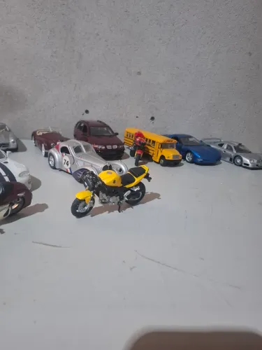 Coleção carros e motos