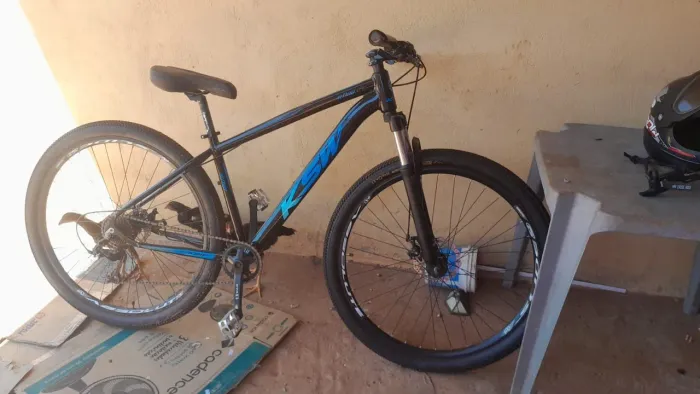 Vende-se bicicleta aro 29 super conservada