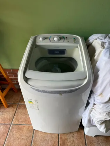 Máquina de Lavar - 8kg - Usada