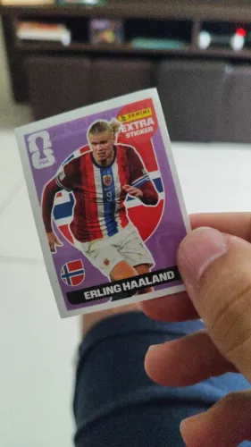 Figurinha legend Haaland
