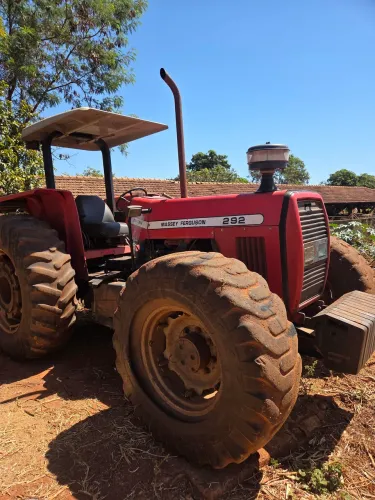 Trator mf 292