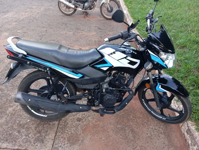 Moto único dono todos revisão feito na loja responsável