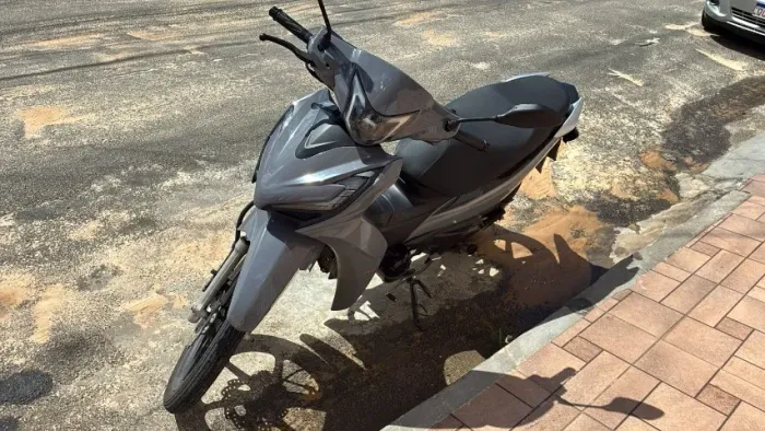 MOTO 125