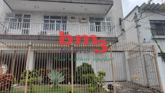 2-7792 - Apartamento - Rua Conselheiro Paulino - Olaria