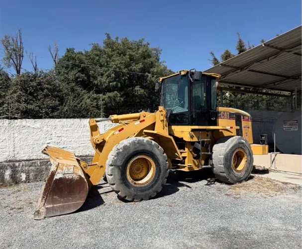 PÁ CARREGADEIRA CAT 938G 