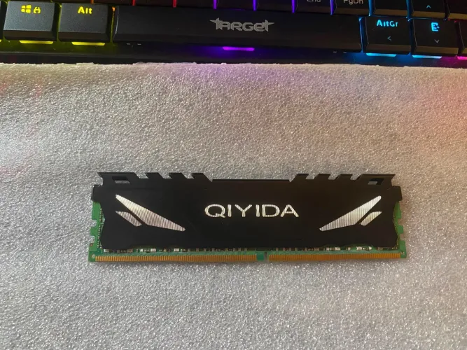 Memória DDR4 1x 16GB 3200MHz