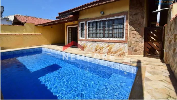 Casa em Rua Castro Alves - Balneário Stella Maris - Peruíbe/SP