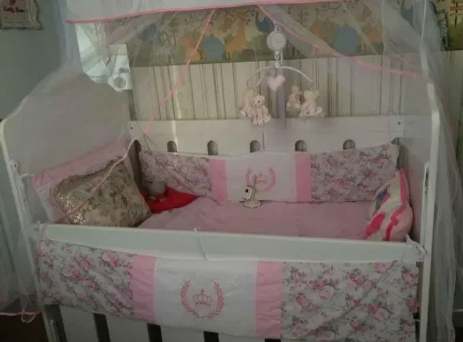 BERÇO Modelo Americano que vira cama
