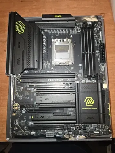 Placa mae AM5 MSI MAG Tomahawk X870E