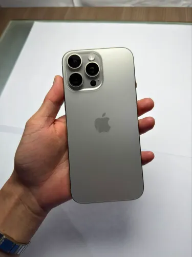 iPhone 16 pro max 256G Bateria 100%