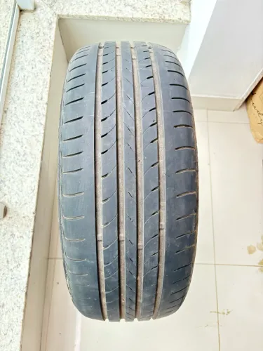 Pneu 225/55 R18 Excelente Estado